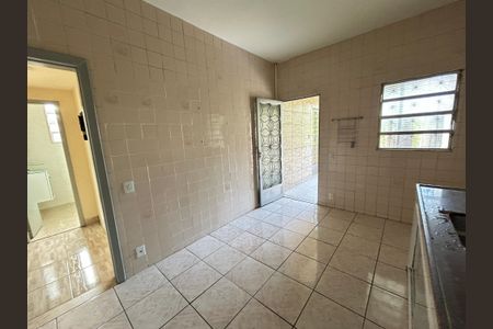 Casa para alugar com 80m², 2 quartos e 1 vagaCozinha