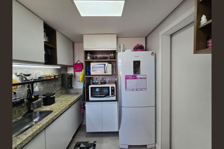 Apartamento à venda com 44m², 2 quartos e 1 vaga Apartamento à venda com 44m², 2 quartos e 1 vagaCozinha e Área de Serviço