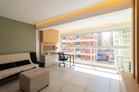 Sala de apartamento para alugar com 1 quarto, 46m² em Centro, Campinas