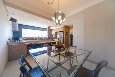 Casa à venda com 330m², 3 quartos e 5 vagasCopa 