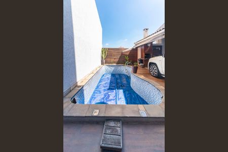 Casa à venda com 330m², 3 quartos e 5 vagasPiscina