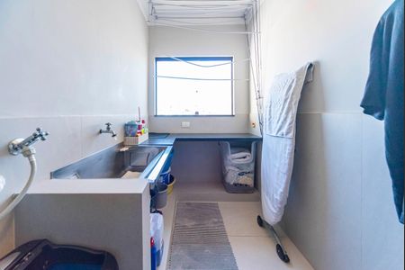 Casa à venda com 330m², 3 quartos e 5 vagasÁrea de Serviço