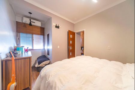 Casa à venda com 330m², 3 quartos e 5 vagasQuarto 2