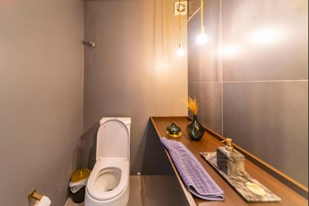 Casa à venda com 330m², 3 quartos e 5 vagasLavabo 
