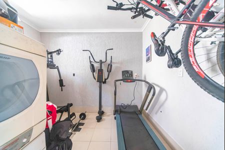 Casa à venda com 330m², 3 quartos e 5 vagasQuarto da garagem