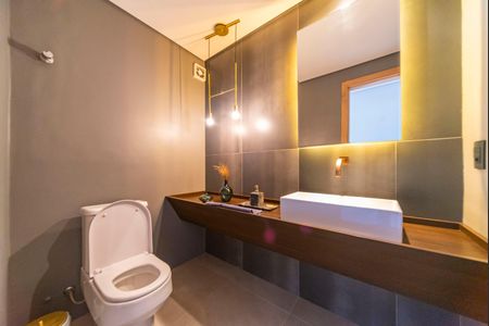 Casa à venda com 330m², 3 quartos e 5 vagasLavabo 