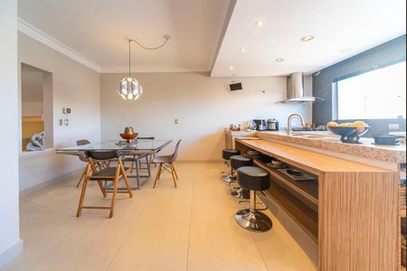 Casa à venda com 330m², 3 quartos e 5 vagasCopa 