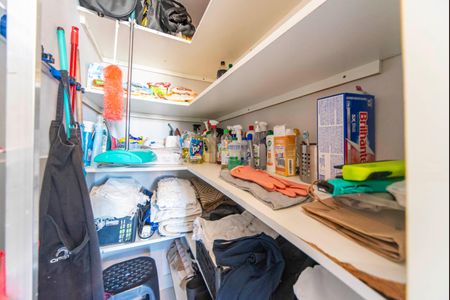 Casa à venda com 330m², 3 quartos e 5 vagasDespensa