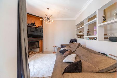 Sala de TV de casa à venda com 3 quartos, 330m² em Campestre, Santo André