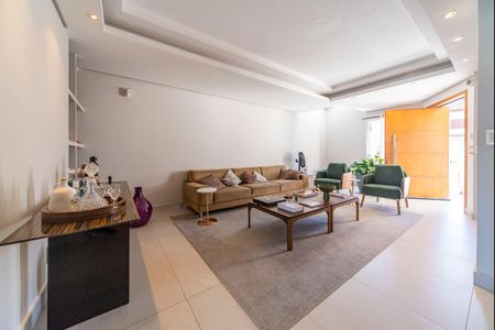 Casa à venda com 330m², 3 quartos e 5 vagasSala