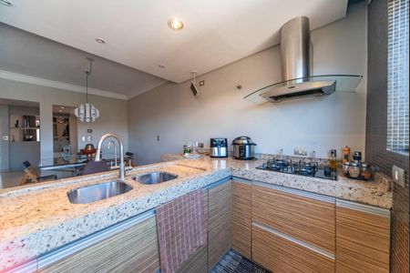 Casa à venda com 330m², 3 quartos e 5 vagasCozinha