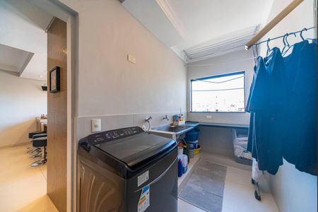 Casa à venda com 330m², 3 quartos e 5 vagasÁrea de Serviço