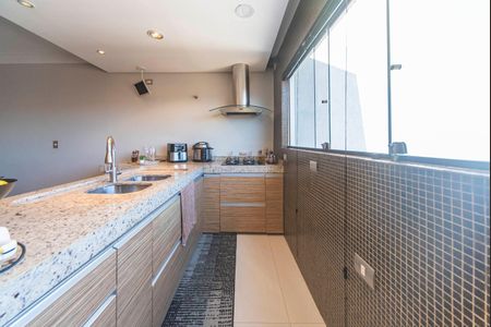 Casa à venda com 330m², 3 quartos e 5 vagasCozinha