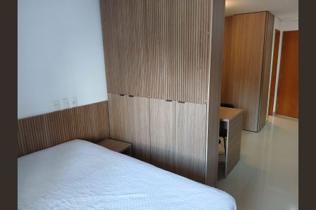 Sala/Quarto de apartamento à venda com 1 quarto, 39m² em Jardim Anhanguera, São Paulo
