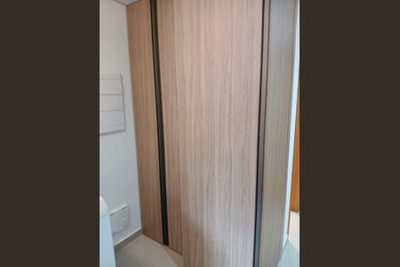 Sala/Quarto de apartamento à venda com 1 quarto, 39m² em Jardim Anhanguera, São Paulo