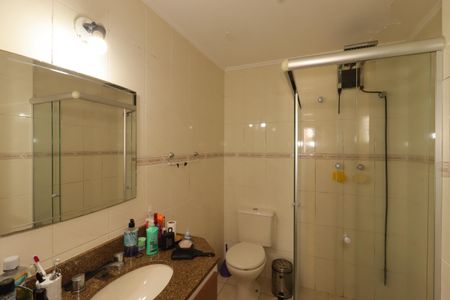 Apartamento à venda com 73m², 3 quartos e 2 vagasBanheiro da Suíte