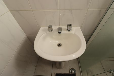 Apartamento à venda com 73m², 3 quartos e 2 vagasBanheiro Social - Pia