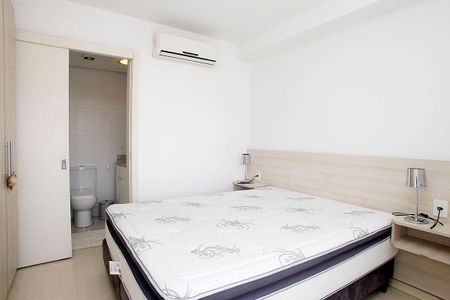 Quarto Suíte de apartamento para alugar com 1 quarto, 30m² em Menino Deus, Porto Alegre