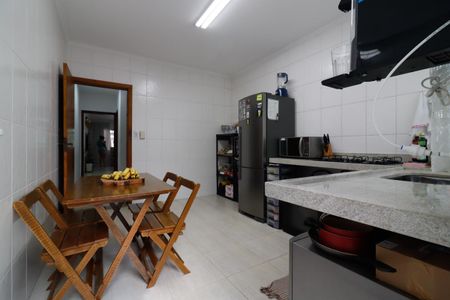 Casa à venda com 110m², 3 quartos e 3 vagasCozinha