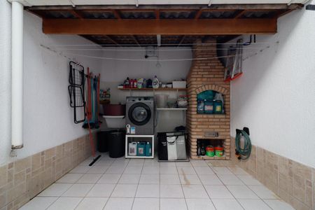 Casa à venda com 110m², 3 quartos e 3 vagasÁrea de Serviço