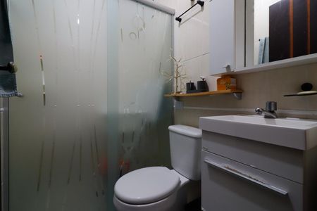 Casa à venda com 110m², 3 quartos e 3 vagasBanheiro 1