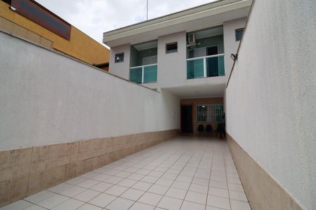 Casa à venda com 110m², 3 quartos e 3 vagasGaragem