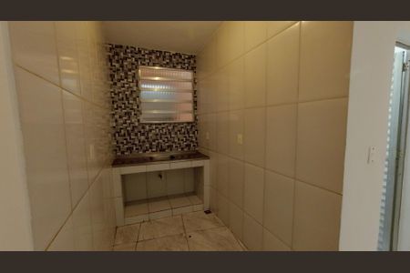 Casa para alugar com 50m², 1 quarto e sem vaga