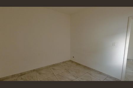 Casa para alugar com 1 quarto, 50m² em Irajá, Rio de Janeiro