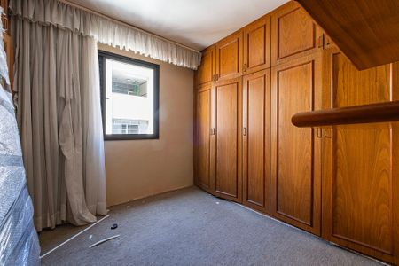 Apartamento à venda com 140m², 2 quartos e 2 vagasQuarto 2