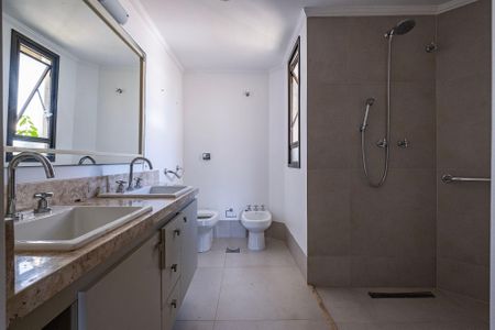 Apartamento à venda com 140m², 2 quartos e 2 vagasSuíte