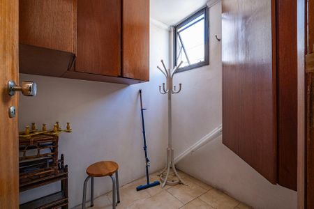 Apartamento à venda com 140m², 2 quartos e 2 vagasÁrea de Serviço - Quarto