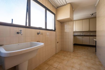 Apartamento à venda com 140m², 2 quartos e 2 vagasÁrea de Serviço