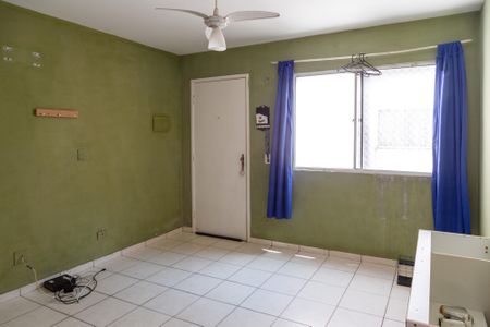 Sala de apartamento para alugar com 2 quartos, 48m² em Vila Sadokim, Guarulhos