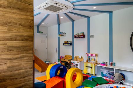 Apartamento à venda com 100m², 2 quartos e 2 vagasÁrea comum - Brinquedoteca