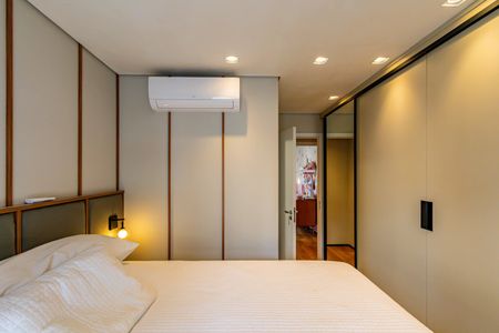 Apartamento à venda com 100m², 2 quartos e 2 vagasSuite 01