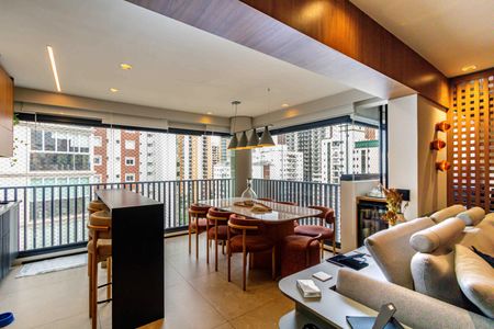 Apartamento à venda com 100m², 2 quartos e 2 vagasSala