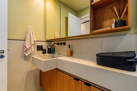 Apartamento à venda com 100m², 2 quartos e 2 vagasSuite 01 - Benheiro