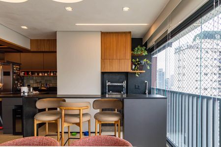 Apartamento à venda com 100m², 2 quartos e 2 vagasSala