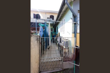 Casa à venda com 200m², 2 quartos e 1 vagaedícula 