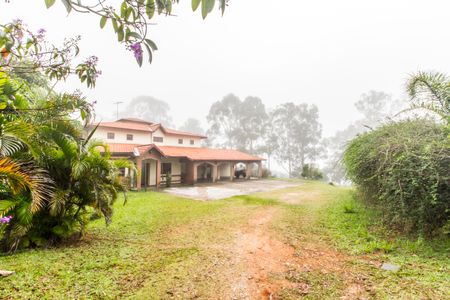 Casa para alugar com 350m², 3 quartos e 4 vagasFachada