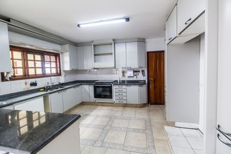 Casa para alugar com 350m², 3 quartos e 4 vagasCozinha