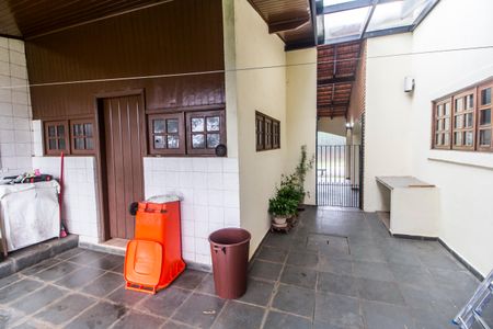 Casa para alugar com 350m², 3 quartos e 4 vagasÁrea de Serviço