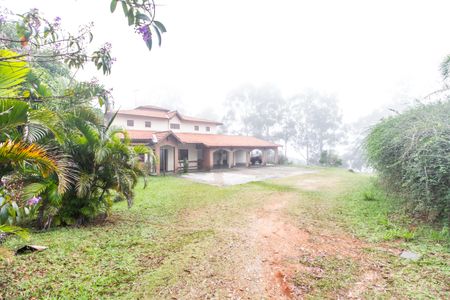 Casa para alugar com 350m², 3 quartos e 4 vagasFachada