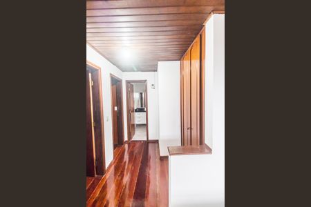 Casa para alugar com 350m², 3 quartos e 4 vagasCorredor