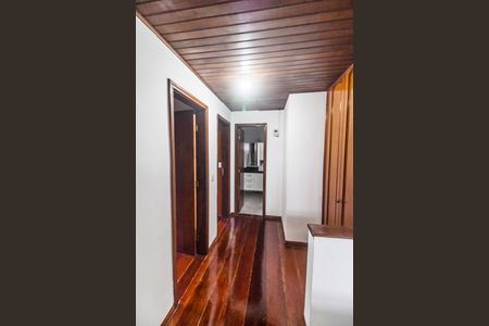 Casa para alugar com 350m², 3 quartos e 4 vagasCorredor