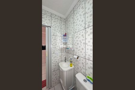 Casa à venda com 53m², 5 quartos e 1 vagaBanheiro 1