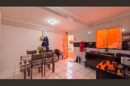 Casa à venda com 53m², 5 quartos e 1 vagaCozinha