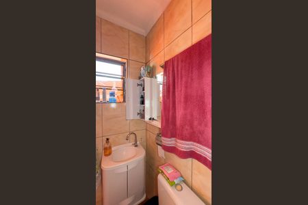 Casa à venda com 53m², 5 quartos e 1 vagaBanheiro 3