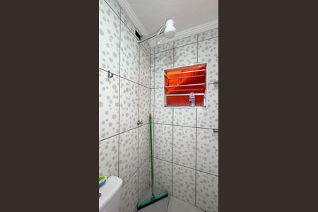 Casa à venda com 53m², 5 quartos e 1 vagaBanheiro 1