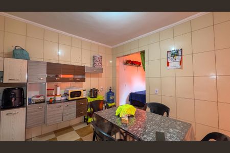 Casa à venda com 53m², 5 quartos e 1 vagaCozinha